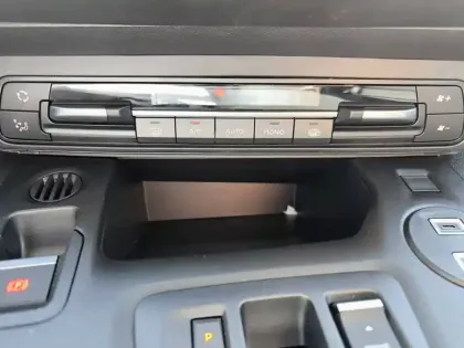 Photo 18 Peugeot Partner E- FGN 136 CH M CHARG UT MAJ 54 KWH AUT