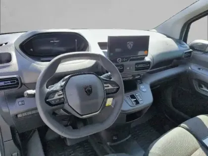 Photo 7 Peugeot Partner E- FGN 136 CH M CHARG UT MAJ 54 KWH AUT