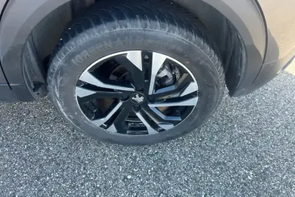 Photo 11 Peugeot 2008  PureTech 130 S&S EAT8