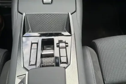 Photo 23 DS DS 4 N°4 E-Tense