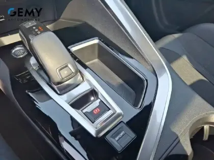 Photo 20 Peugeot 3008  Puretech 180ch S&S EAT8