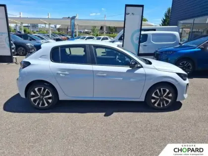 Photo 20 Peugeot 208  Hybrid 110 ch e-DCS6