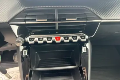 Photo 12 Peugeot 208  100 S&S BVM6