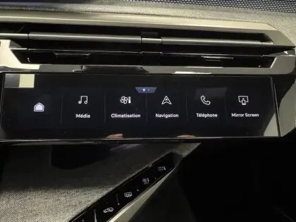 Photo 29 Peugeot 3008  Hybrid 145 e-DCS6