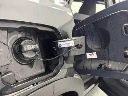 Photo 12 Peugeot 3008  Hybrid 145 e-DCS6