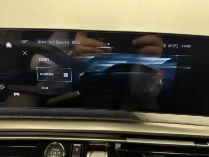 Photo 41 Peugeot 3008  Hybrid 145 e-DCS6