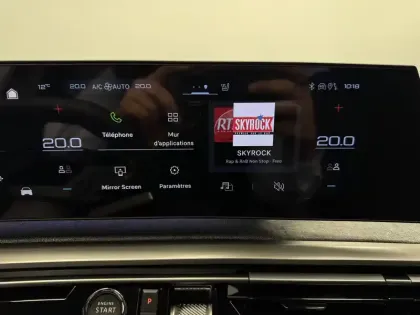 Photo 23 Peugeot 3008  Hybrid 145 e-DCS6