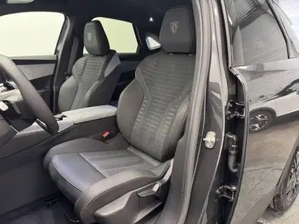 Photo 18 Peugeot 3008  Hybrid 145 e-DCS6