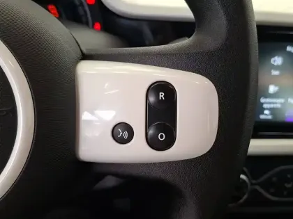 Photo 30 Renault Twingo  III SCe 65