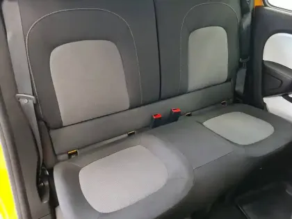 Photo 14 Renault Twingo  III SCe 65