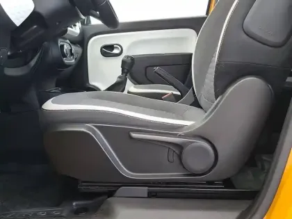 Photo 26 Renault Twingo  III SCe 65