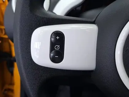 Photo 29 Renault Twingo  III SCe 65