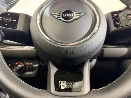 Photo 35 Mini Mini Clubman Cooper S 178 ch DKG7