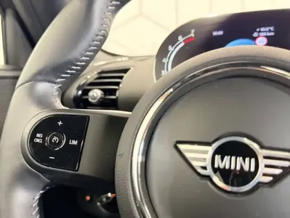 Photo 31 Mini Mini Clubman Cooper S 178 ch DKG7