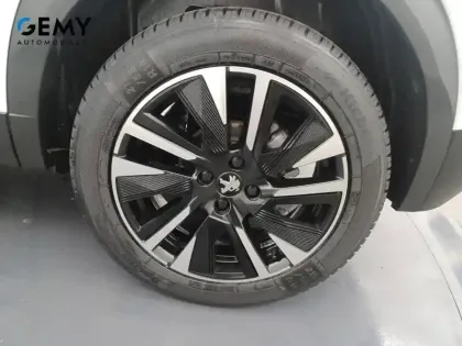 Photo 10 Peugeot 2008  BlueHDi 130 S&S EAT8