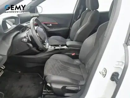 Photo 8 Peugeot 2008  BlueHDi 130 S&S EAT8