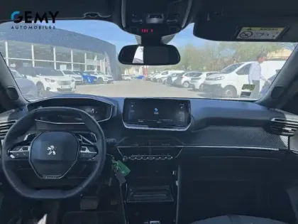 Photo 7 Peugeot 2008  BlueHDi 130 S&S EAT8