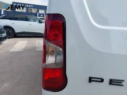 Photo 19 Peugeot Partner  FGN DIESEL 100 CH M MANUELLE