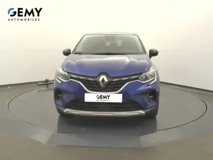 Photo 16 Renault Captur  mild hybrid 140