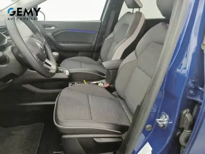 Photo 23 Renault Captur  mild hybrid 140