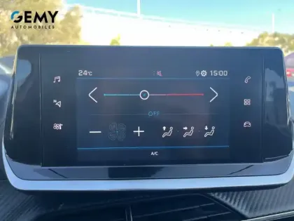 Photo 15 Peugeot 208  PureTech 75 S&S BVM5