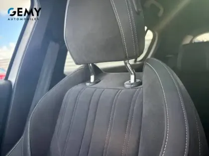 Photo 20 Peugeot 308  PureTech 130ch S&S EAT8