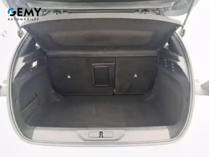 Photo 31 Peugeot 308  PureTech 130ch S&S EAT8