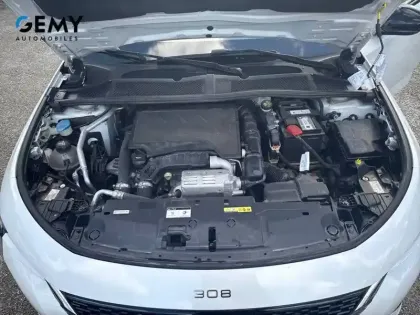 Photo 11 Peugeot 308  PureTech 130ch S&S EAT8