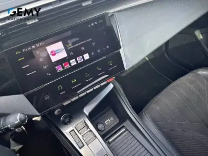 Photo 16 Peugeot 308  PureTech 130ch S&S EAT8