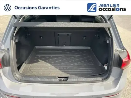 Photo 13 Volkswagen Golf  1.5 eTSI OPF 130 DSG7