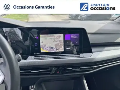 Photo 14 Volkswagen Golf  1.5 eTSI OPF 130 DSG7