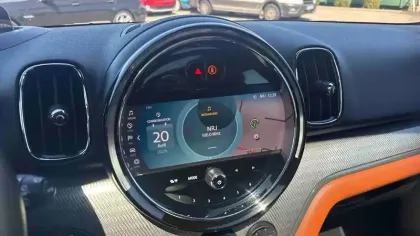 Photo 8 Mini Mini Countryman 125 - 95 ch ALL4 BVA6