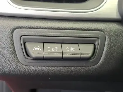 Photo 34 Renault Captur  TCe 100