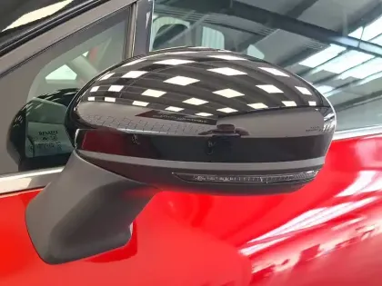 Photo 37 Renault Captur  TCe 100