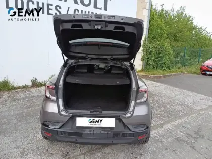 Photo 5 Renault Captur  E-Tech full hybrid 145 ch