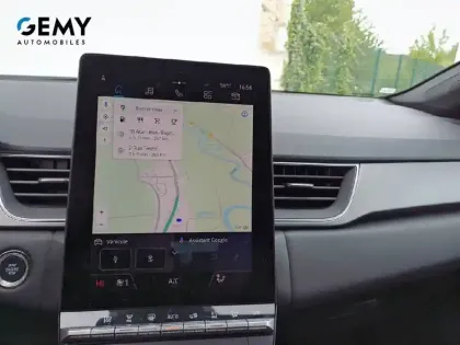 Photo 12 Renault Captur  E-Tech full hybrid 145 ch