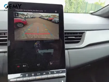 Photo 18 Renault Captur  E-Tech full hybrid 145 ch