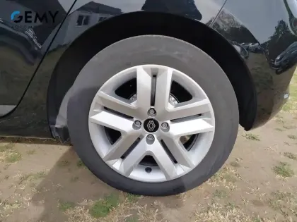 Photo 10 Renault Clio  TCe 90