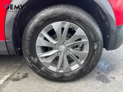 Photo 10 Peugeot 2008  Electrique 136 ch