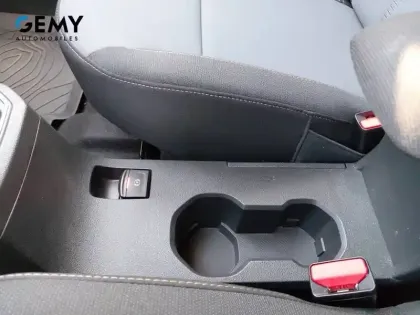 Photo 26 Dacia Jogger  Hybrid 140 5 places