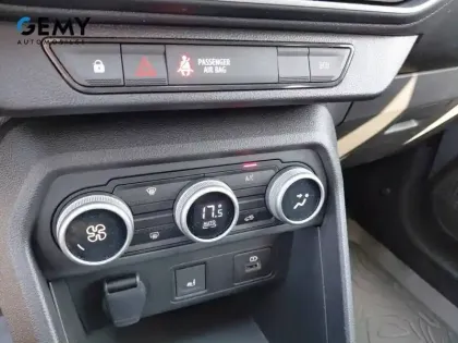 Photo 23 Dacia Jogger  Hybrid 140 5 places