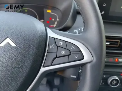 Photo 17 Dacia Jogger  Hybrid 140 5 places