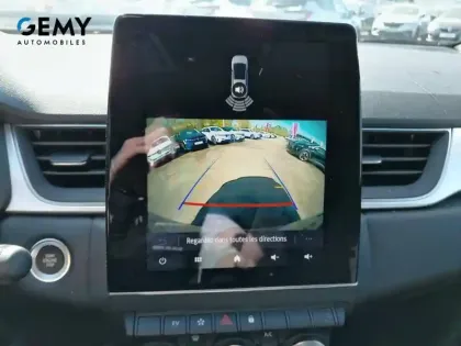 Photo 25 Renault Captur  E-Tech full hybrid 145