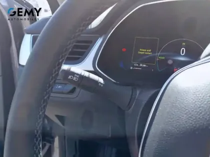 Photo 21 Renault Captur  E-Tech full hybrid 145