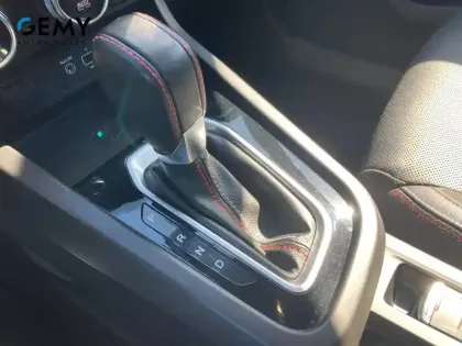 Photo 17 Renault Arkana  TCe 140 EDC FAP - 21B