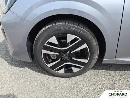 Photo 24 Peugeot 208  Hybrid 100 e-DCS6