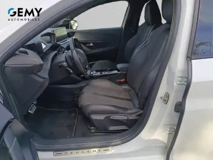 Photo 8 Peugeot 208  Electrique 50 kWh 136ch