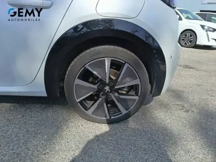 Photo 10 Peugeot 208  Electrique 50 kWh 136ch