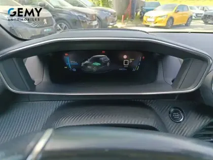 Photo 12 Peugeot 208  Electrique 50 kWh 136ch