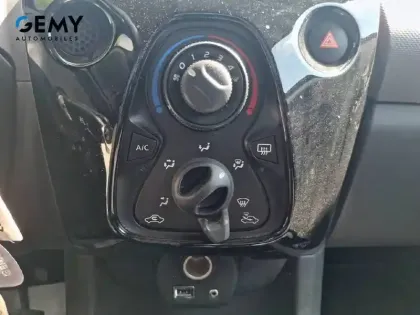 Photo 15 Peugeot 108  VTi 72ch BVM5